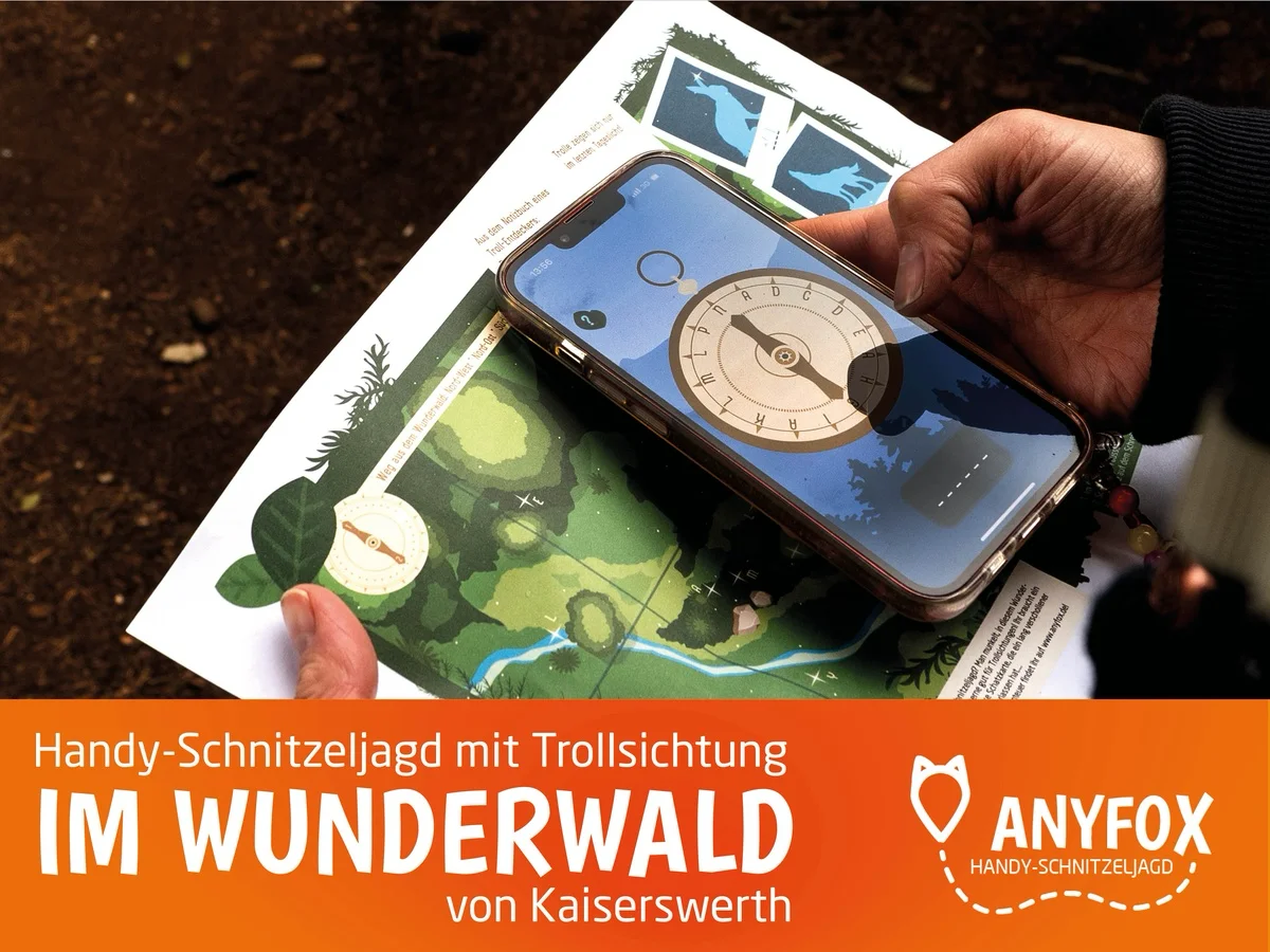 Fotografiert einen alten Troll in Kaiserswerth 